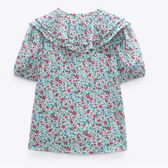 NEW Zara floral button up top - Picture 5 of 13